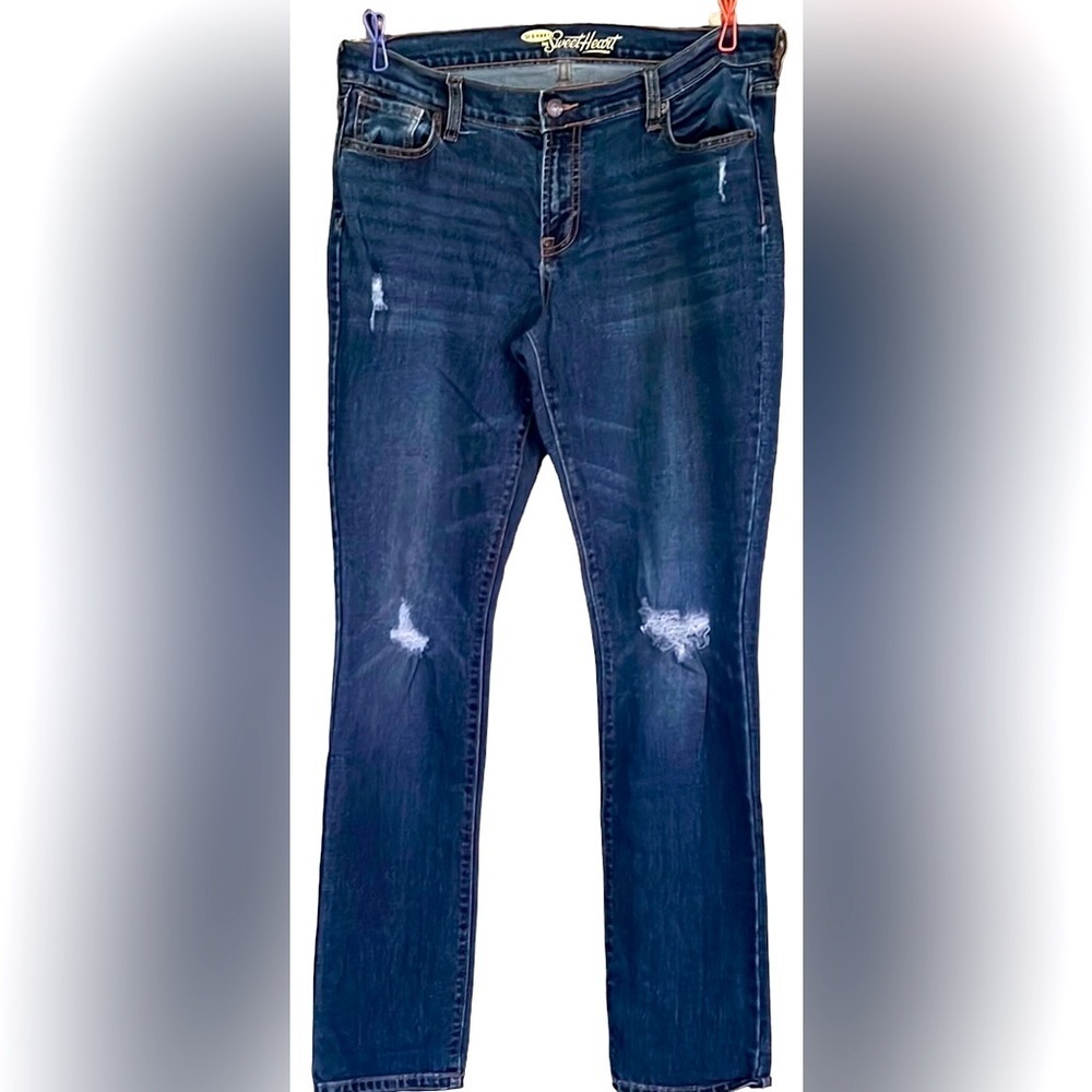 OLD NAVY Medium Wash Slightly Distressed The Sweetheart Jeans, Sz 10 Reg, GUC.